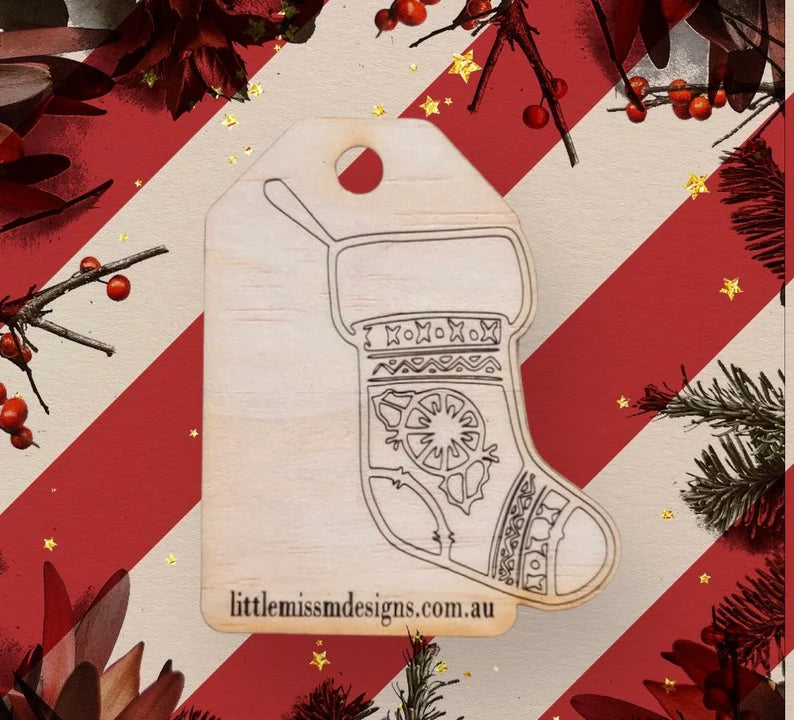 Wooden Christmas Gift Tags Reusable Pack of 6 handmade with chalk