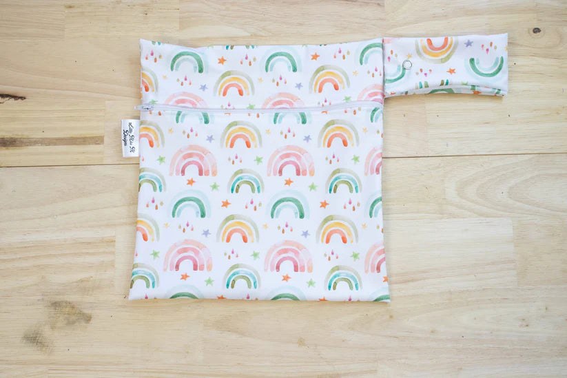 Rainbows XL Wet Bag With Strap and Clip
