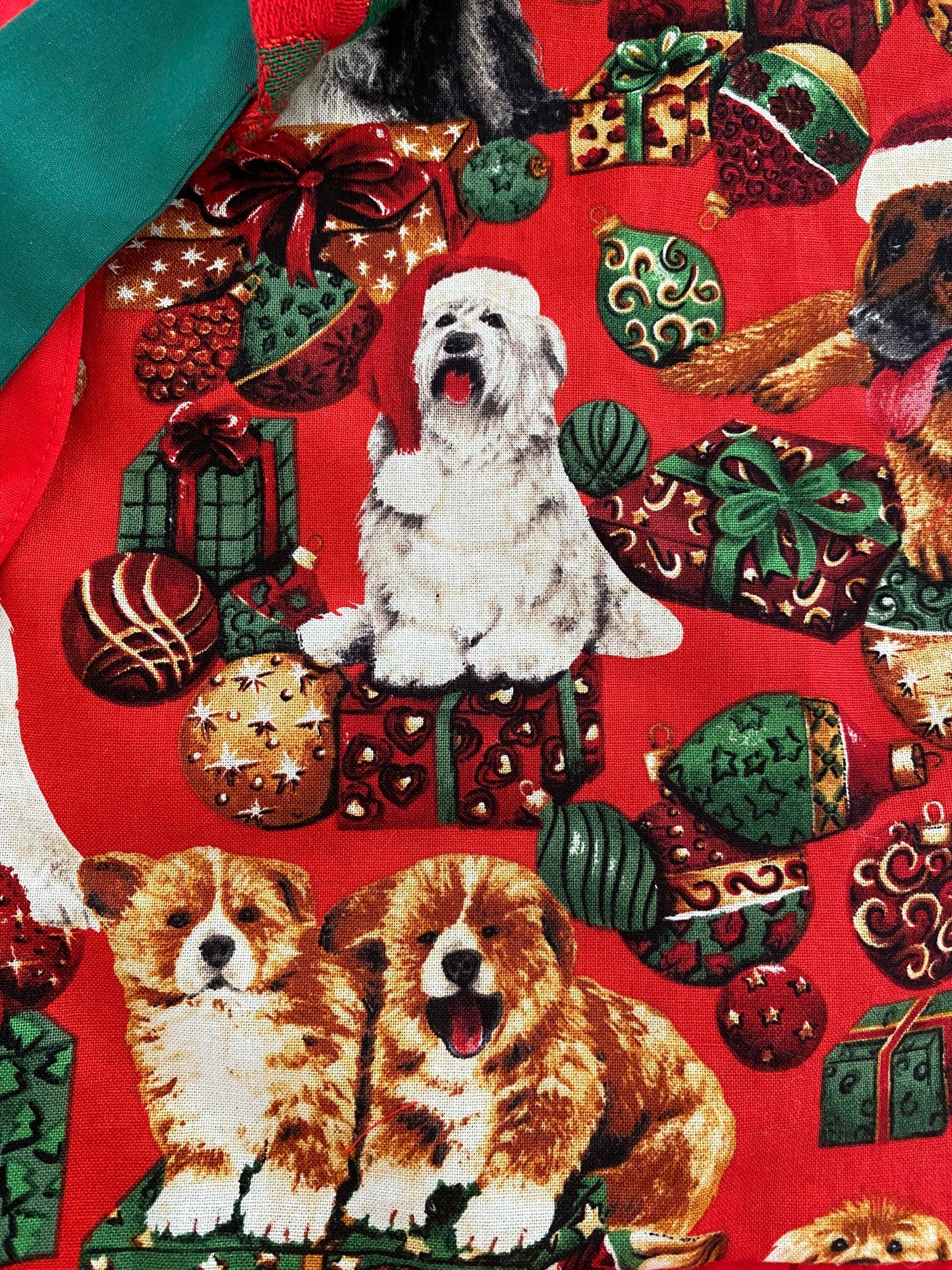 Christmas Waist Apron with Hand Towel and Pocket- Doggy Print