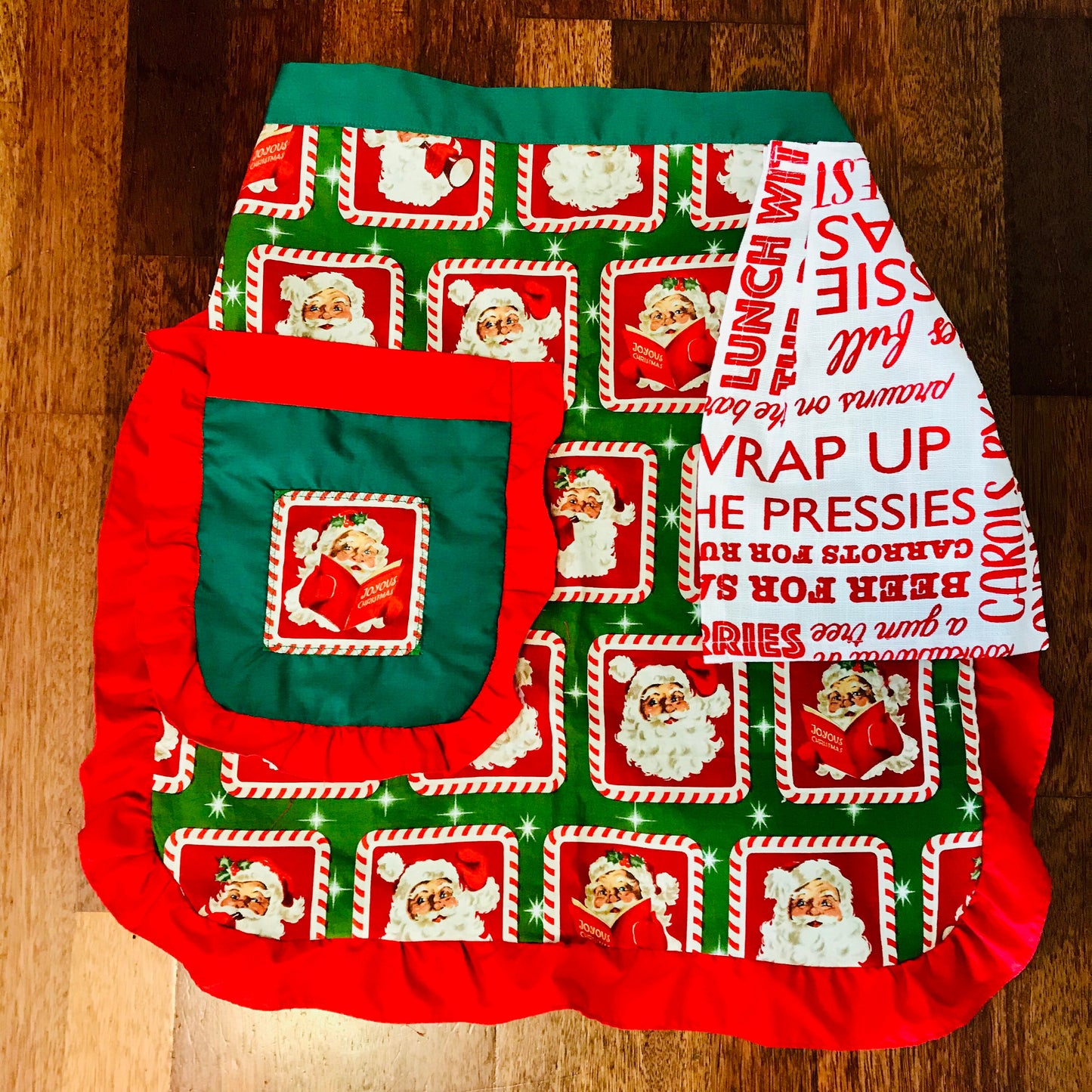 Christmas Waist Apron with Hand Towel and Pocket- Santa print