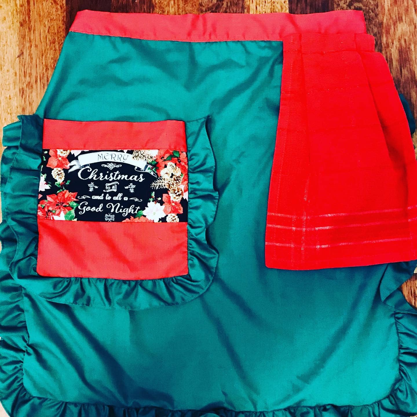 Christmas Waist Apron with Hand Towel and Pocket- Plain red